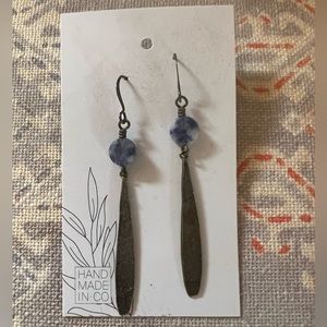 Earrings navy blue and white bead with tarnished gold metal long teardrop